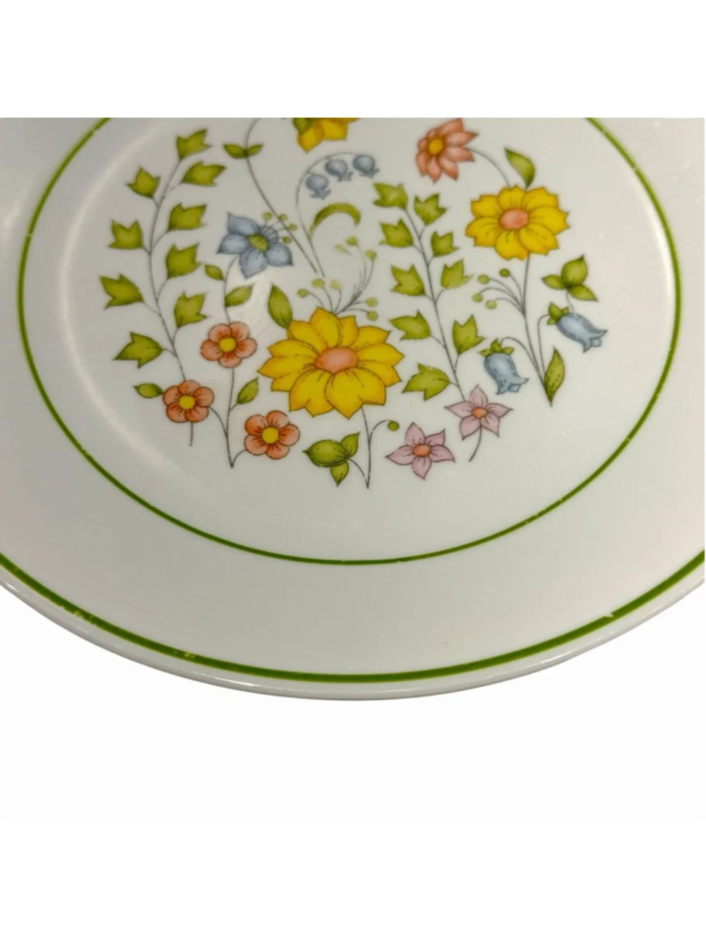 Corelle Spring Meadow Wild Flowers Salad Plate 8.5” Green Floral Vintage USA